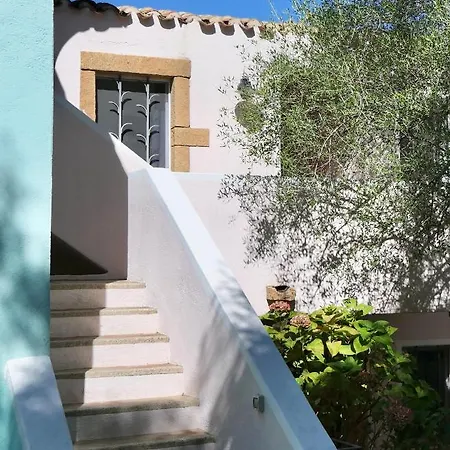 Isa-residence With Swimming-pool In At Only 500 M From The Aparthotel *