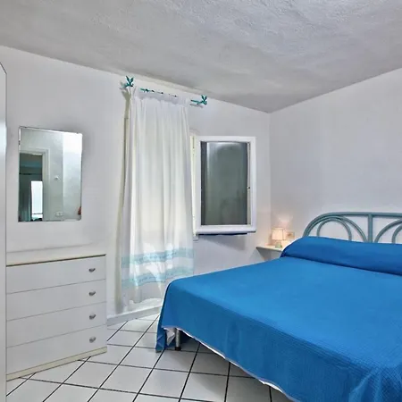 Isa-residence With Swimming-pool In At Only 500 M From The Aparthotel Porto Rotondo