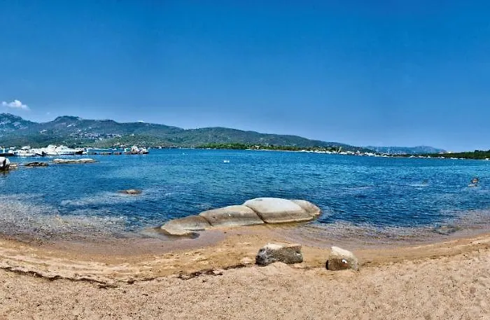 Aparthotel Isa-residence With Swimming-pool In At Only 500 M From The 3*