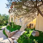 شقة فندقية Isa-residence With Swimming-pool In At Only 500 M From The 3*