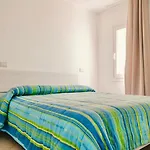Isa-residence With Swimming-pool In At Only 500 M From The Lejlighedshotel 3*