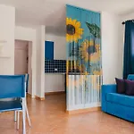 Isa-residence With Swimming-pool In At Only 500 M From The Porto Rotondo