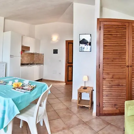 Appart hôtel Isa-residence With Swimming-pool In At Only 500 M From The Porto Rotondo