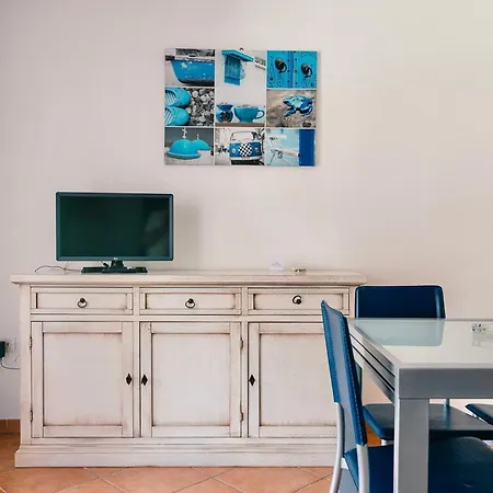 Isa-residence With Swimming-pool In At Only 500 M From The Appart hôtel 3*
