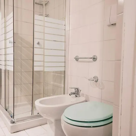 Isa-residence With Swimming-pool In At Only 500 M From The Appart hôtel