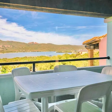Isa-residence With Swimming-pool In At Only 500 M From The 3* Porto Rotondo